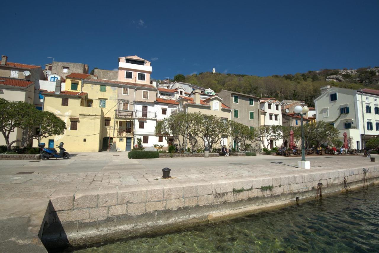 Apartment Sanjin More Antique Baška Εξωτερικό φωτογραφία
