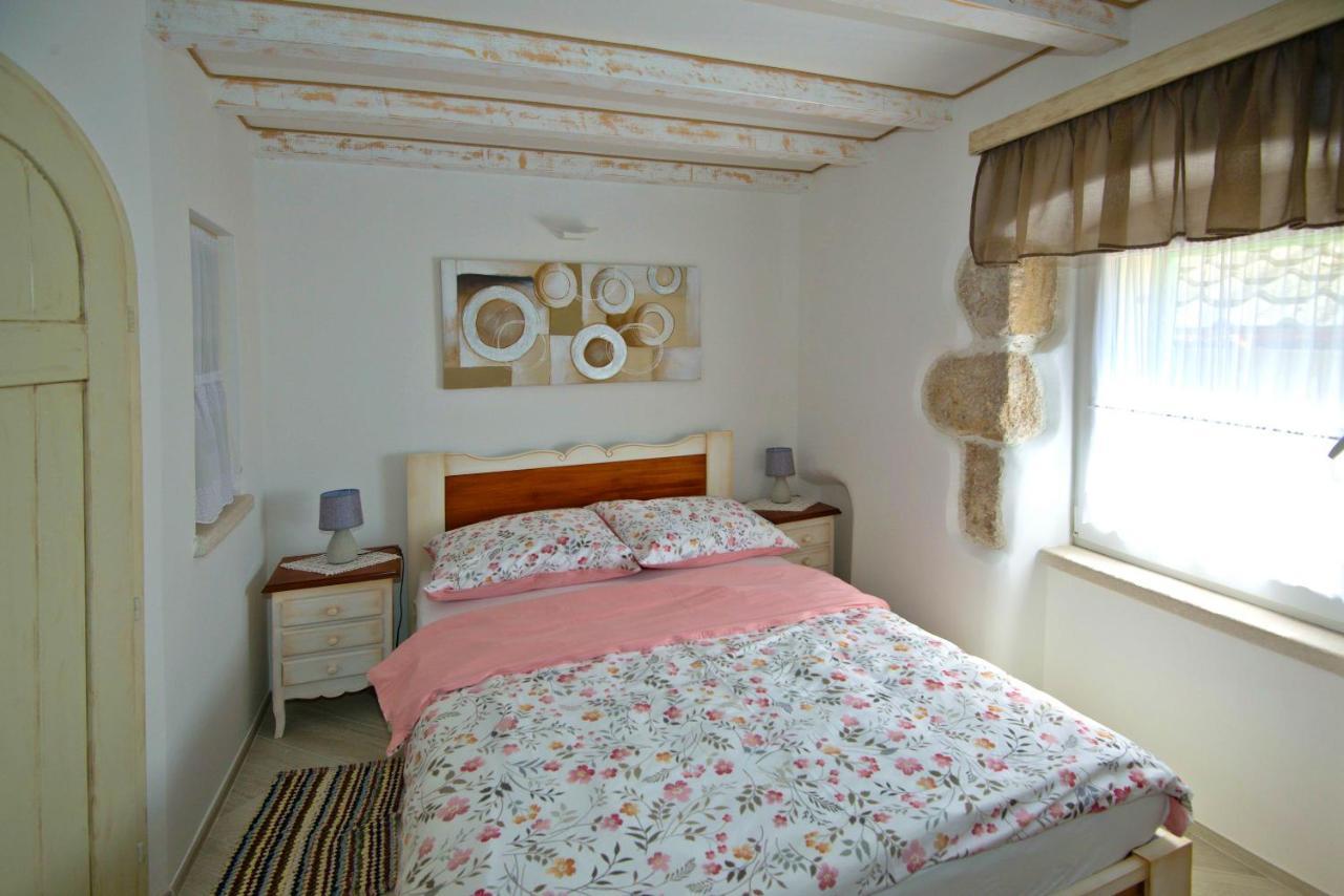 Apartment Sanjin More Antique Baška Εξωτερικό φωτογραφία